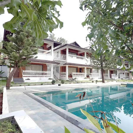 Gubbi Goodu Green Resort